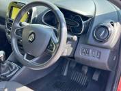 RENAULT CLIO 2017 (66)