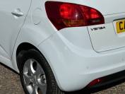 KIA VENGA 2013 (62)