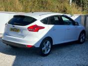 FORD FOCUS 2018 (18)