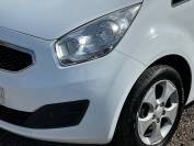 KIA VENGA 2013 (62)