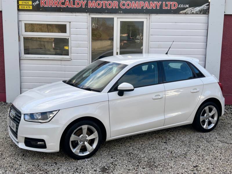 AUDI A1 2018 (18)